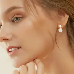 Shell earrings