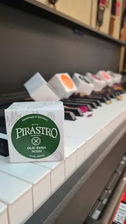 کلیفن مدل pirastro olive evah Cliffon