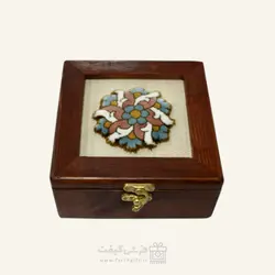 جعبه فرش طرح گل شش پر کد 10