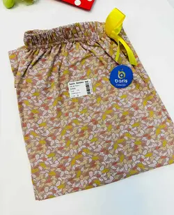 شلوارک راحتی پنبه ای اعلا طرح بلوط زمینه کرمی کد 8918 | فروشگاه باریش گلدن