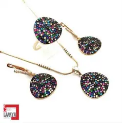 نيم ست نقره مدل شیلد نگين اتريشي کدN031