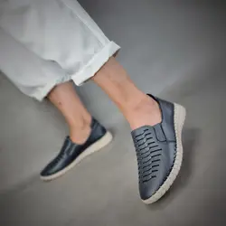 کفش طبی دست باف لارا