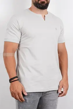 تیشرت مردانه یقه کوبایی طوسی‌روشن 2768