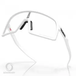عینک ورزشی فتوکرومیک اوکلی OAKLEY SUTRO