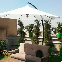 چتر پایه کنار مدل ماهواره