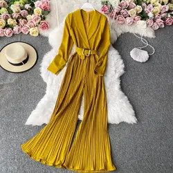 ست لباس سرهم با شلوار پلیسه همراه با کمربند