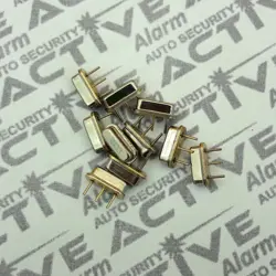 کریستال سه و چهار پایه با انواع فرکانس (SMD-DIP)