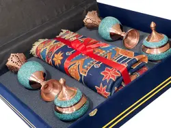 ست سنبلدان فیروزه و گلیم