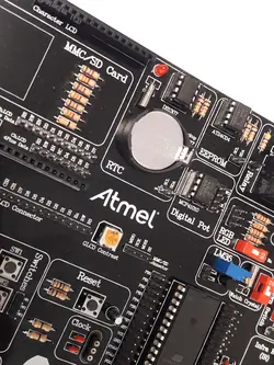 برد آموزشی میکروکنترلر AVR همراه با کیف