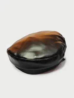کلاه کاپیتانی کارتیر دار چرم مشکی لاکچری کد 6626