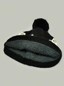 کلاه بافتنی Zara مشکی پوم دار تو کرکی کد 4257