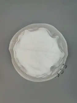 کلاه باکت سفید مدل پرسینگ دار کد 1022