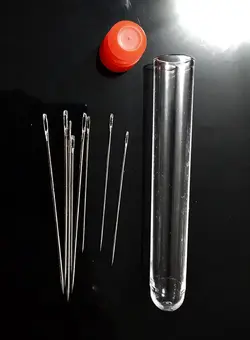 جعبه نخ و سوزن چرمی کد Z1001 - فروشگاه اینترنتی 70کالا با تخفیفهای هیجان انگیز