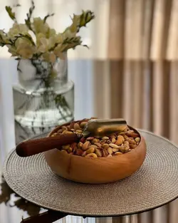 قاشق آجیل طلایی دسته چوبی P0067 - فروشگاه اینترنتی 70کالا با تخفیفهای هیجان انگیز