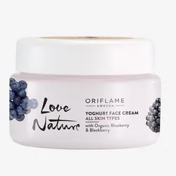 کرم صورت ماست و توت سیاه لاونیچر