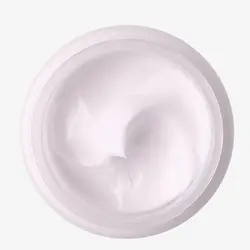 کرم صورت ماست و توت سیاه لاونیچر