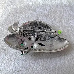 گل سینه کلاه کد2442