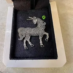 گل سینه اسب کد2453