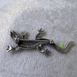 گل سینه مارمولکی کد2471