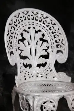 صندلی فلزی مدل طاوس