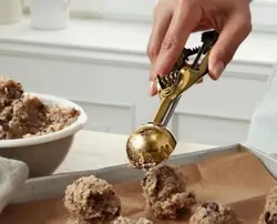 اسکوپ خمیر و بستنی چیبو آلمان