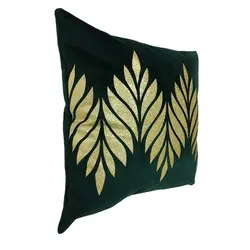 کوسن مربعی طرح پیچک مخمل سبز چرم طلایی اکلیلی