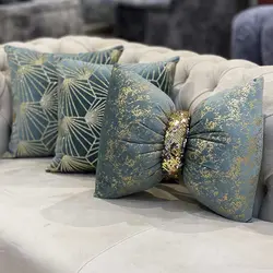 ست کوسن 3 عددی طرح قاصدک مخمل طلاکوب سبزآبی چرم طلایی