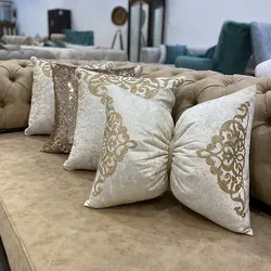 ست کوسن 4عددی طرح اطلس مخمل کرم چرم طلایی اکلیلی