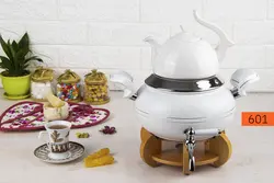 کتری کروپست مدل روژین کف چدن رنگی پایه چوبی