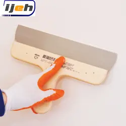 لیسه دسته چوبی برند دکور کد 046 طول 25 سانتی متر – dekor Curved Handle Spatula code 046