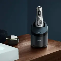 ماشین اصلاح سری 9 براون با پایه شارژ و شستشو مدل 9390cc-ارسال 10 الی 15  روز کاری