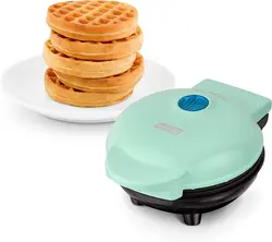 دستگاه وافل ساز برند dash سایز کوچک ا DASH DMW001BK Mini Maker for Individual Waffles, Hash Browns, Keto Chaffles with Easy to Clean, Non-Stick Surfaces, 4 Inch, Black Black 4 Inch Waffle Maker