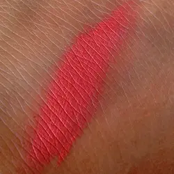 رژگونه استیکی رولوشن مدل matte rush