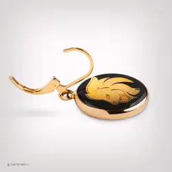 گوشواره نماد ماه مرداد