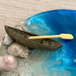 ماکت قایق پارویی رزینی طول 3 سانتیمتر مدل ته گرد بسته دو عددی