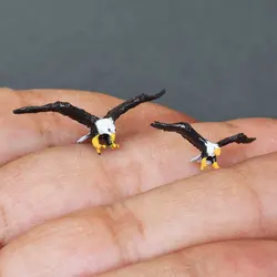 ماکت مینیاتوری عقاب سر سفید