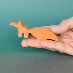 چوب پیکر تراشی دوربری شده رزوود آفریقایی مدل روباه طول 11 سانتی متر