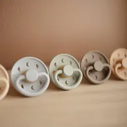 پستانک لاتکس فیریگ سایز 0 تا 6 ماه کد frigg FC1056