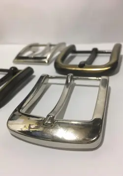 سگک کمربند زبانه دار