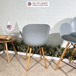 صندلی چوبی ایفلی مدرن مدل صدف چرمی دسته دار سهیل (صندلی فایبرگلاس نشکن)