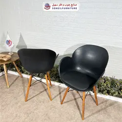 صندلی چوبی ایفلی مدرن مدل صدف چرمی دسته دار سهیل (صندلی فایبرگلاس نشکن)