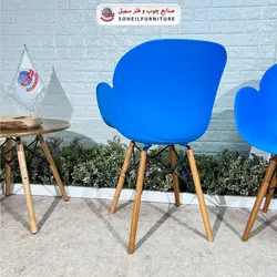 صندلی چوبی ایفلی مدرن مدل صدف دسته دار سهیل (صندلی فایبرگلاس نشکن)