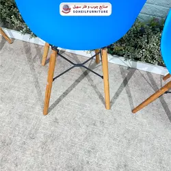 صندلی چوبی ایفلی مدرن مدل صدف دسته دار سهیل (صندلی فایبرگلاس نشکن)