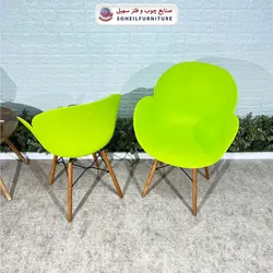 صندلی چوبی ایفلی مدرن مدل صدف دسته دار سهیل (صندلی فایبرگلاس نشکن)