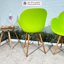 صندلی چوبی ایفلی مدرن مدل صدف دسته دار سهیل (صندلی فایبرگلاس نشکن)