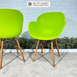 صندلی چوبی ایفلی مدرن مدل صدف دسته دار سهیل (صندلی فایبرگلاس نشکن)