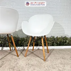 صندلی چوبی ایفلی مدرن مدل صدف دسته دار سهیل (صندلی فایبرگلاس نشکن)