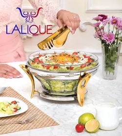 سوفله خوری سالاد با انبر طلایی لالیک