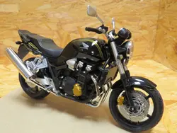 ماکت موتور هندا Honda CB1300 SF مقیاس 1/12