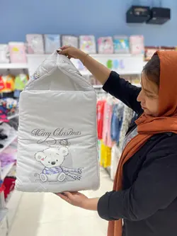 سرویس خواب نوزاد طرح خرس شال گردن دار طوسی - نی نی زرگل